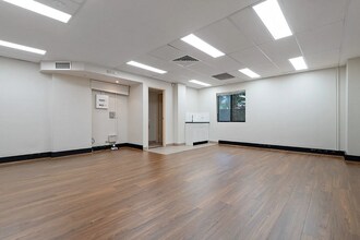 108 Penshurst St, Willoughby for lease Interior Photo- Image 2 of 4