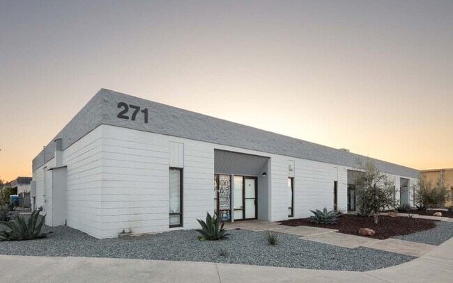 Plus de détails pour 179 Roymar Rd, Oceanside, CA - Industriel à louer