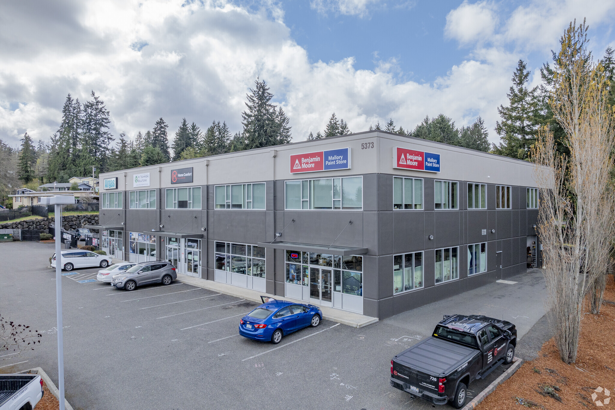 5373 Auto Center Way, Bremerton, WA for lease Primary Photo- Image 1 of 6