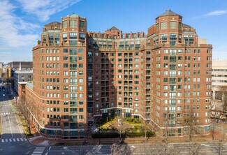 Plus de détails pour 10 Rogers St, Cambridge, MA - Multi-résidentiel à vendre