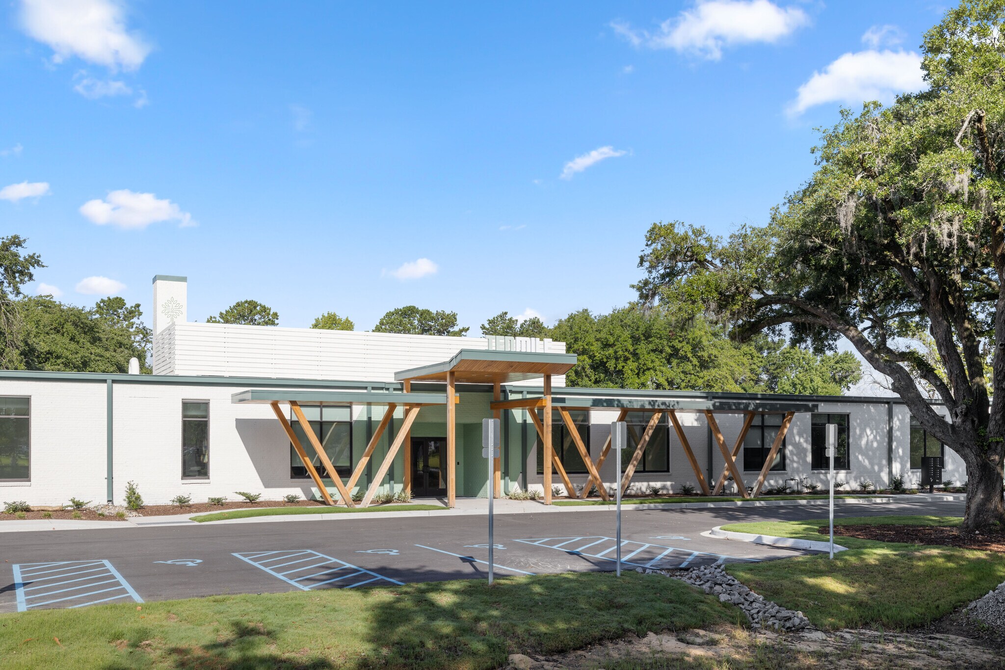 5841 Rivers Ave, North Charleston, SC à louer Photo principale- Image 1 de 16