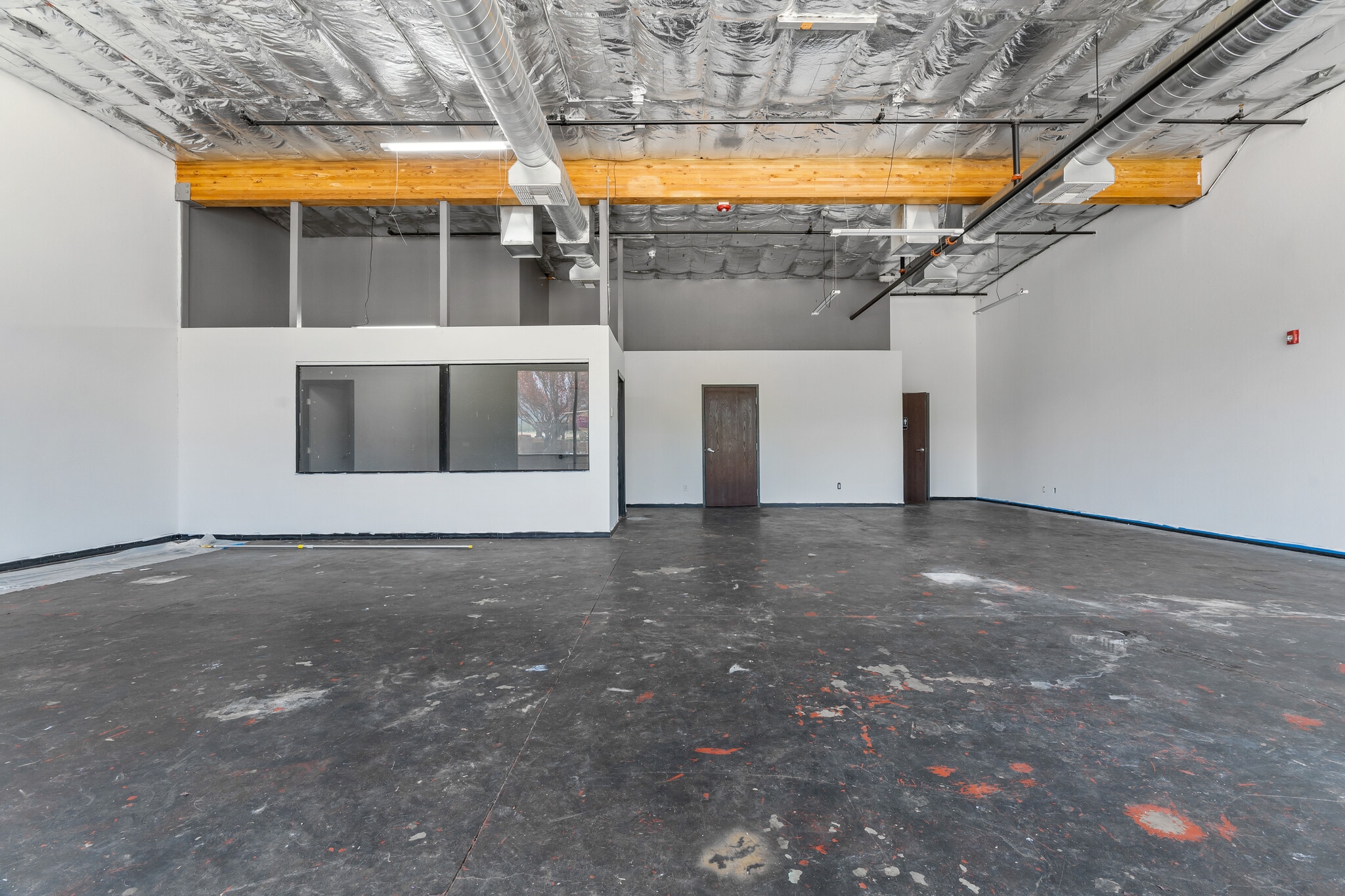 20601 W Highway 202, Tehachapi, CA for lease Interior Photo- Image 1 of 10