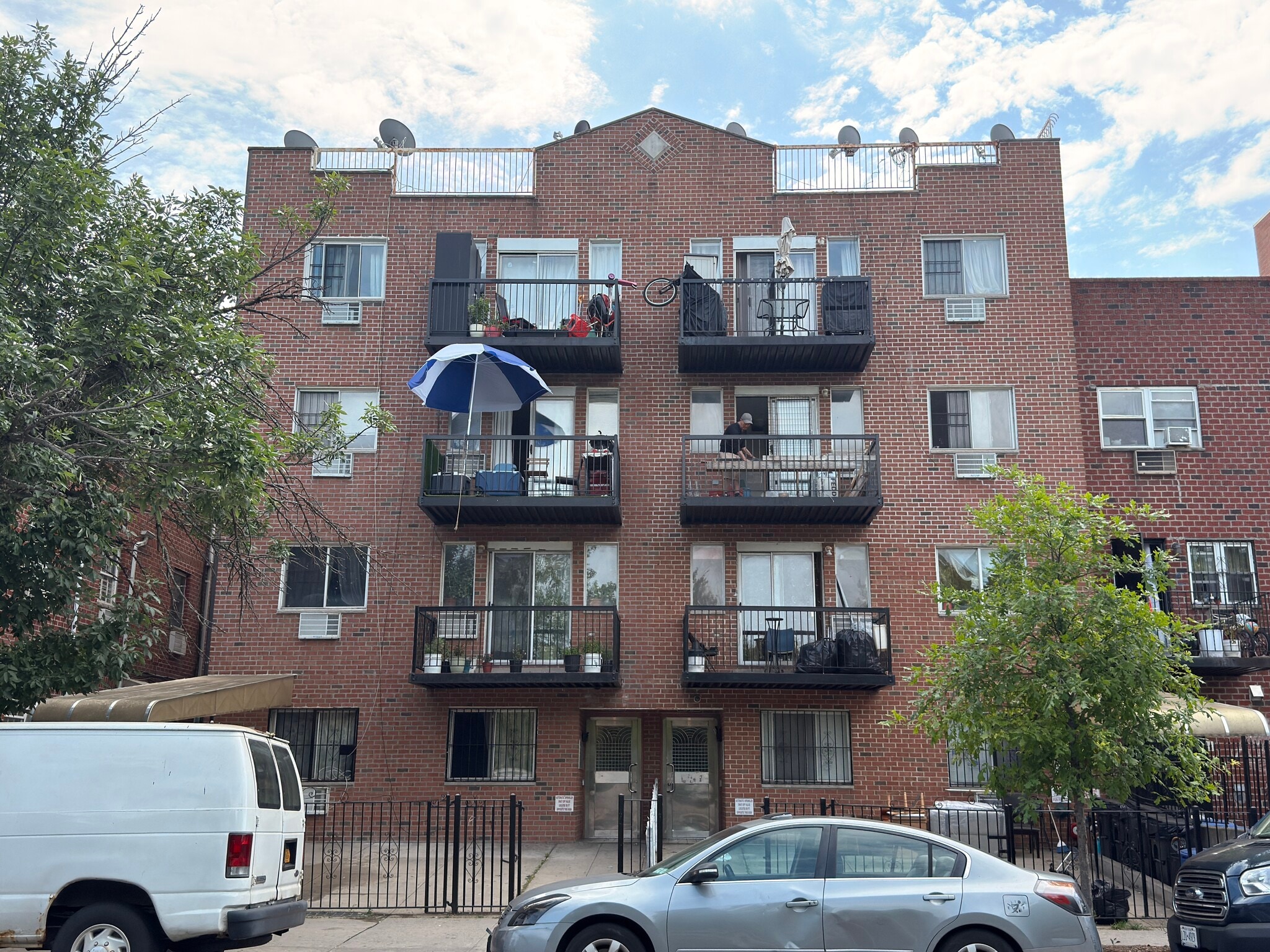 4512 111th St, Corona, NY for sale Building Photo- Image 1 of 9