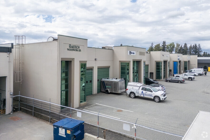2345 Windsor St, Abbotsford, BC for lease - Primary Photo - Image 1 of 6