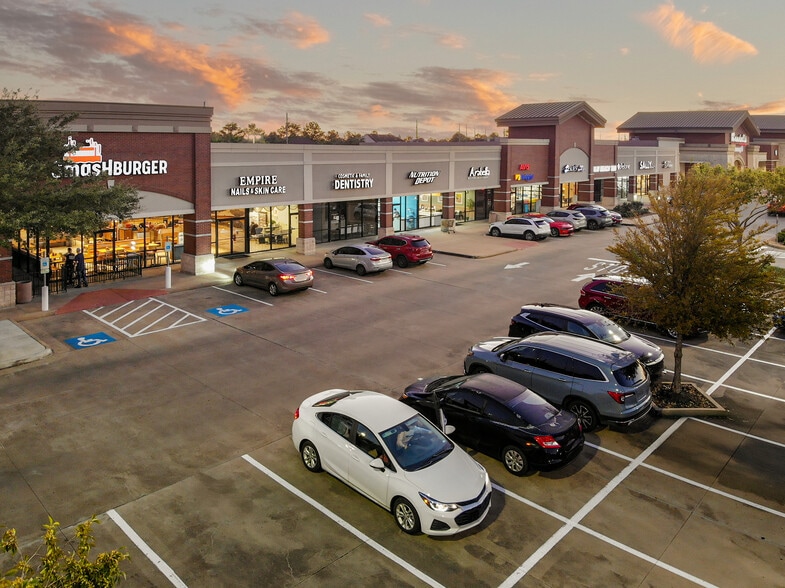 10228 Broadway St, Pearland, TX for lease - Building Photo - Image 3 of 9