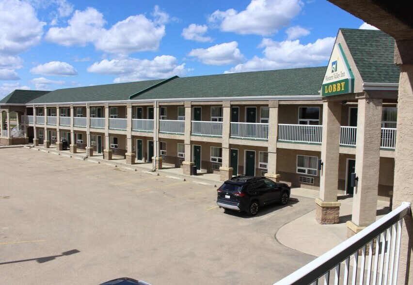 5402 Highway St, Valleyview, AB à vendre - Photo du bâtiment - Image 2 de 7