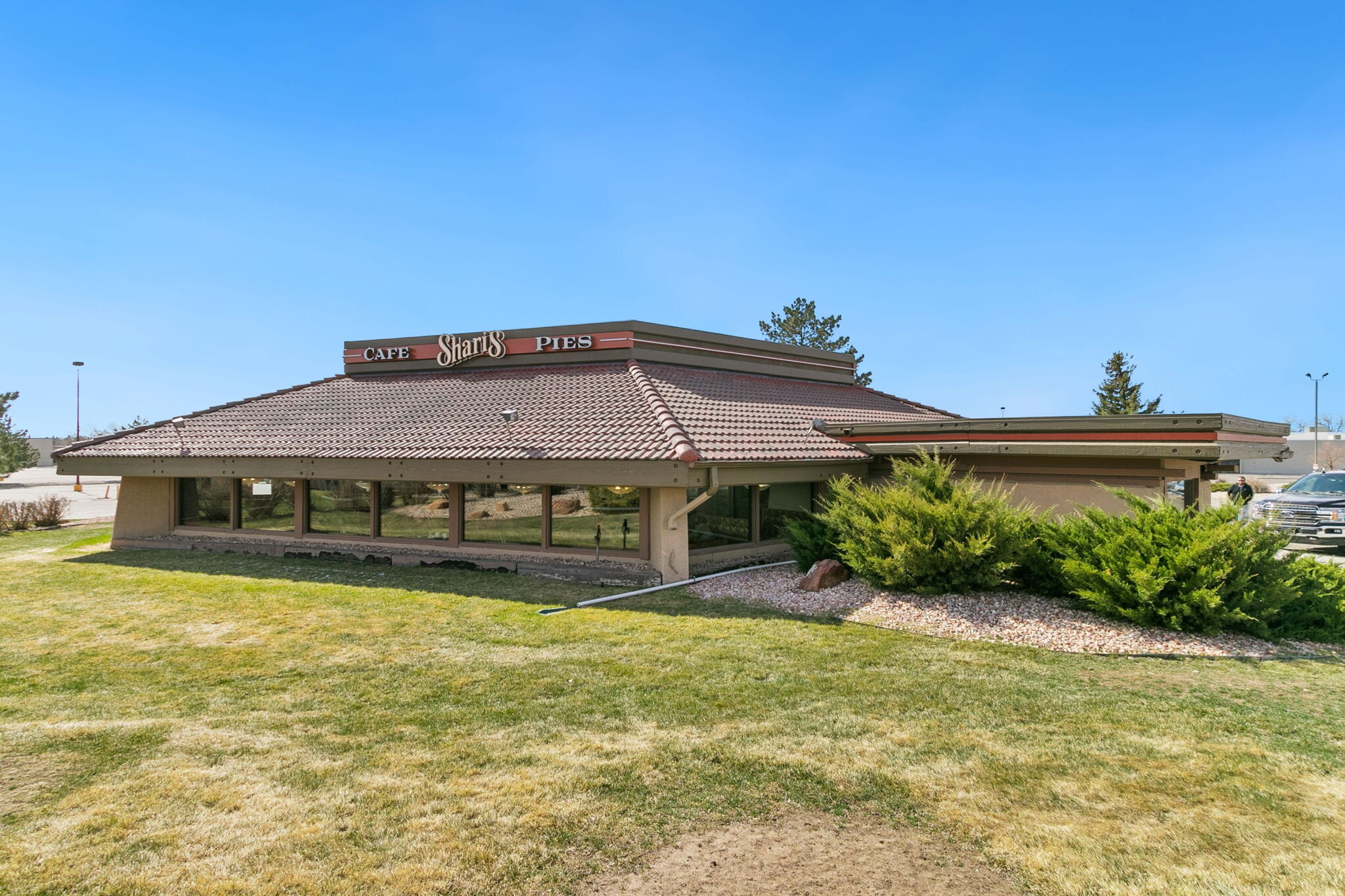 3609 E Lincolnway, Cheyenne, WY for lease Primary Photo- Image 1 of 18