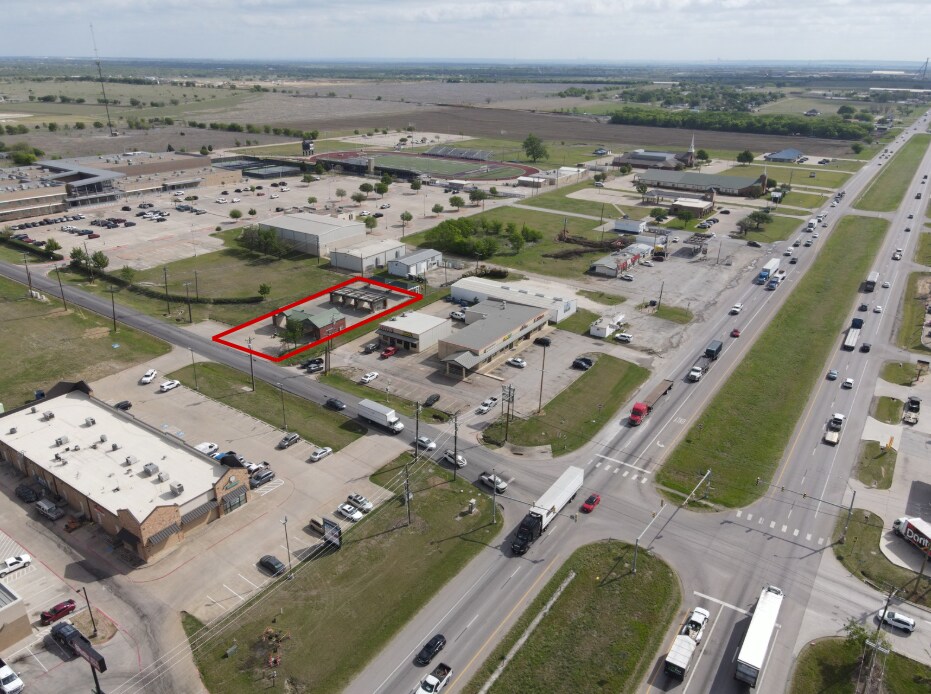 908 N Cummings Dr, Alvarado, TX à vendre Photo principale- Image 1 de 4
