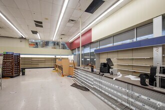 1800-1850 Brentwood Rd, Brentwood, NY for lease Interior Photo- Image 2 of 13