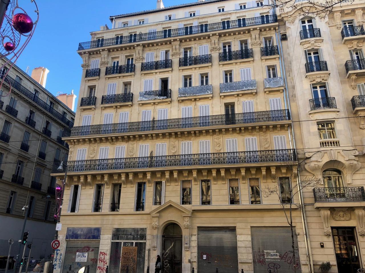 Bureau dans Marseille à louer Photo du bâtiment- Image 1 de 15