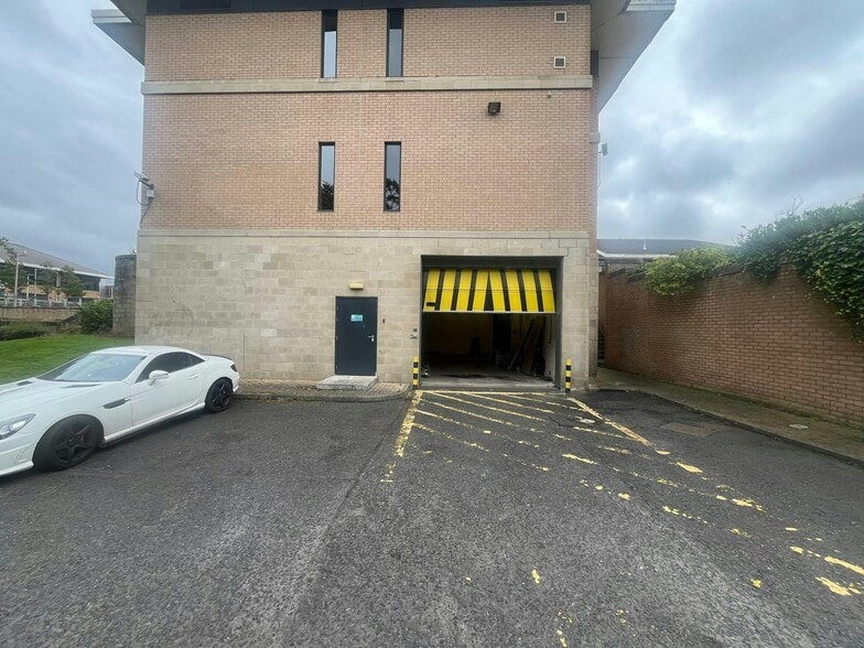Almondvale Blvd, Livingston for lease - Building Photo - Image 2 of 6
