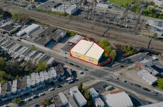 Plus de détails pour 2065 E Glenwood Ave, Philadelphia, PA - Industriel à vendre