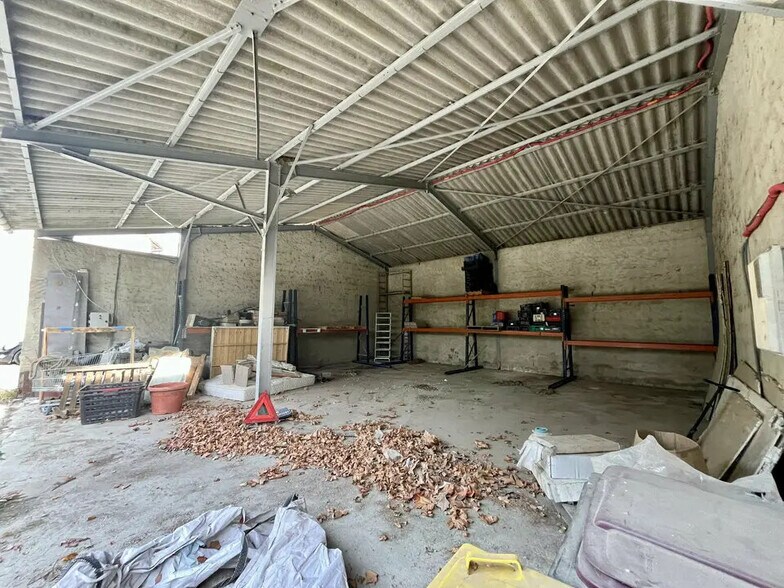 Industrial in Avignon for lease - Interior Photo - Image 2 of 6