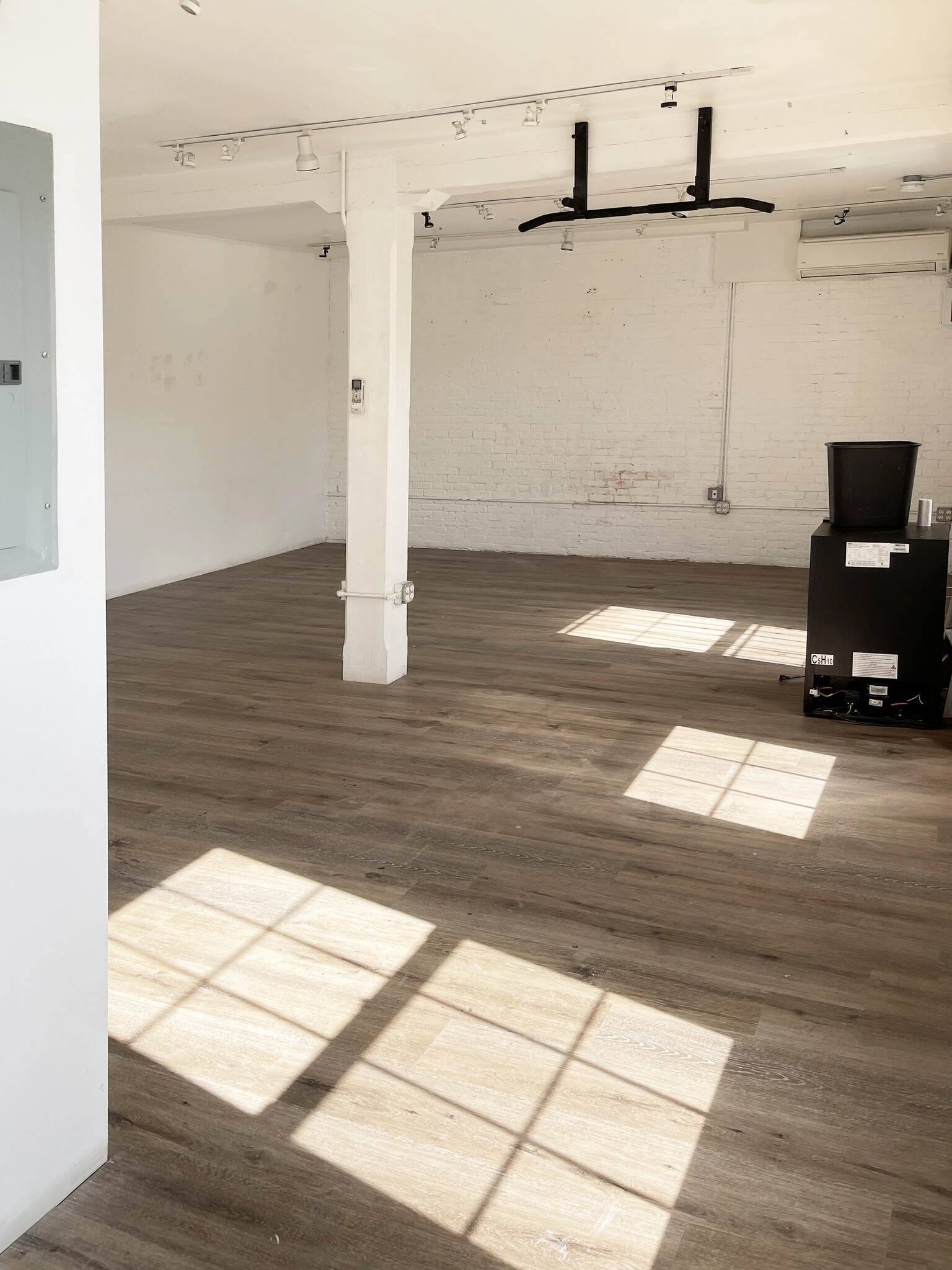 28 Marcy Ave, Brooklyn, NY for lease Interior Photo- Image 1 of 3