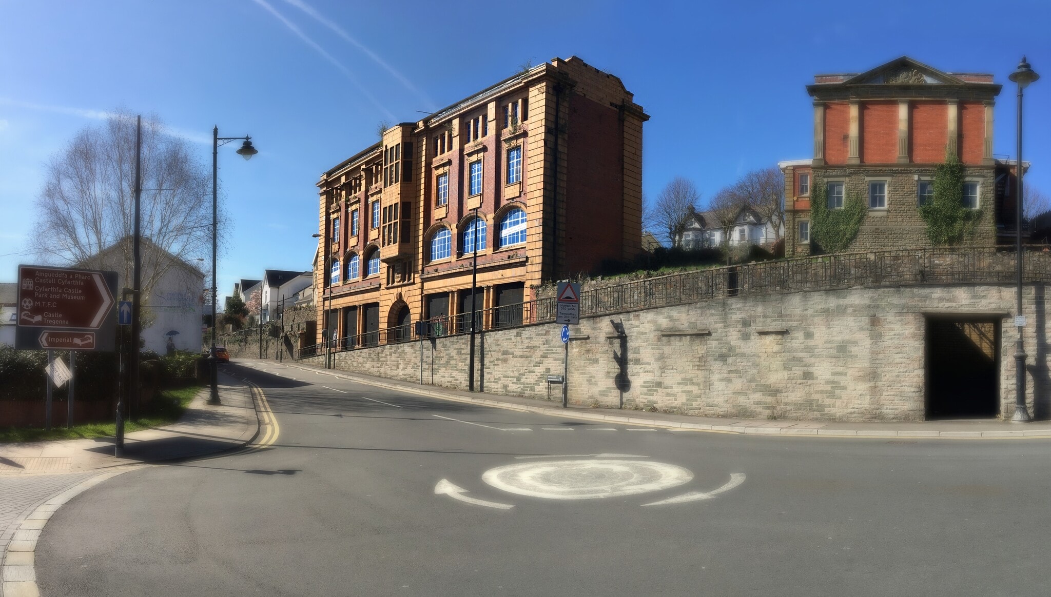 Pontmorlais W, Merthyr Tydfil for lease Building Photo- Image 1 of 2