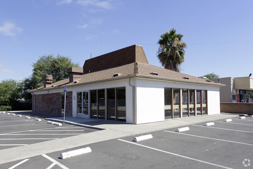 9011 Folsom Blvd, Sacramento, CA for sale - Primary Photo - Image 1 of 1