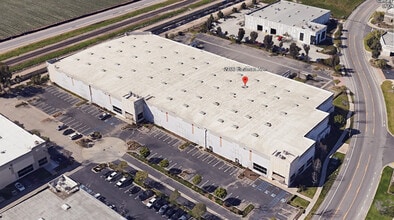 2100 Eastman Ave, Oxnard, CA for lease Building Photo- Image 1 of 6