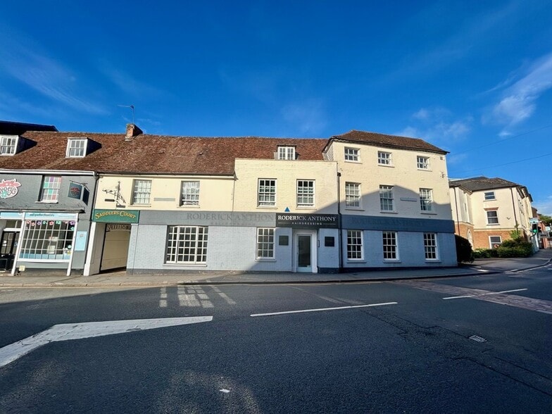 21-23 The Broadway, Newbury for sale - Building Photo - Image 2 of 3