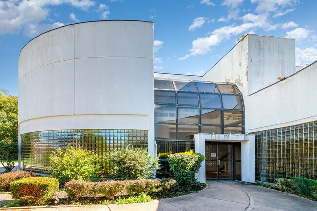 More details for 10196 Springfield Pike, Cincinnati, OH - Office for Sale