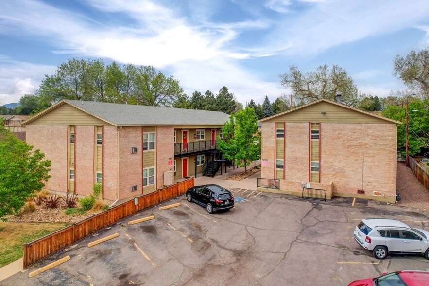 10165 W 59th Ave, Arvada, CO à vendre - Photo du bâtiment - Image 2 de 14