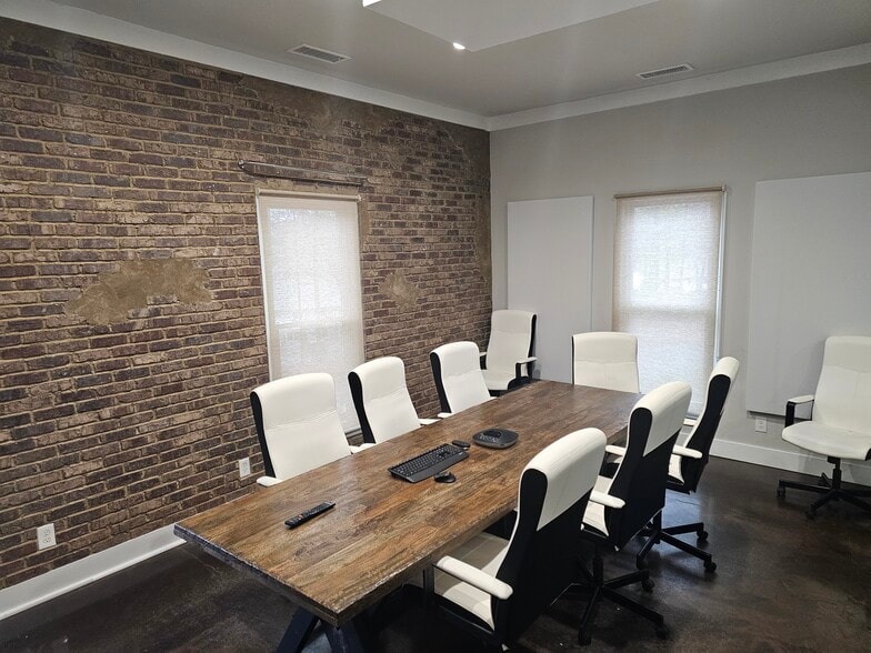 936 Holcomb Bridge Rd, Roswell, GA for sale - Building Photo - Image 3 of 14