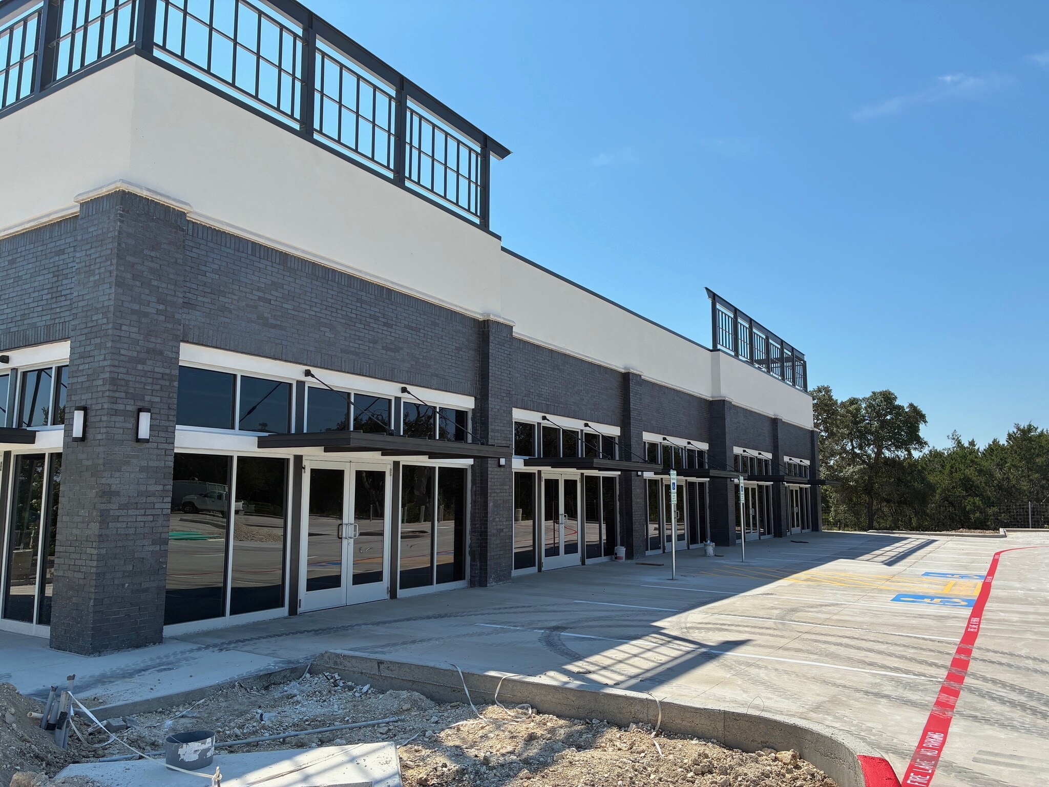 5 Coughran Rd, Boerne, TX for lease Primary Photo- Image 1 of 11