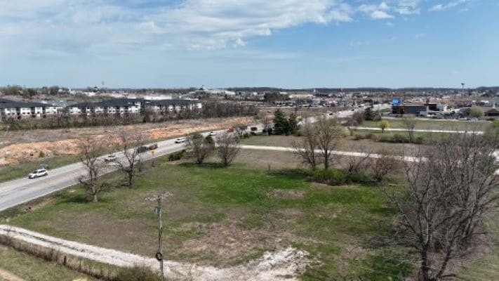 2488 W State Highway CC, Ozark, MO à vendre - Photo principale - Image 1 de 3