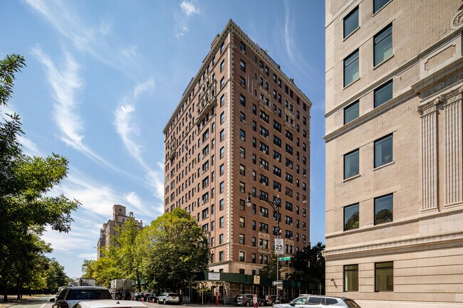 More details for 9 Prospect Park W, Brooklyn, NY - Multifamily for Sale