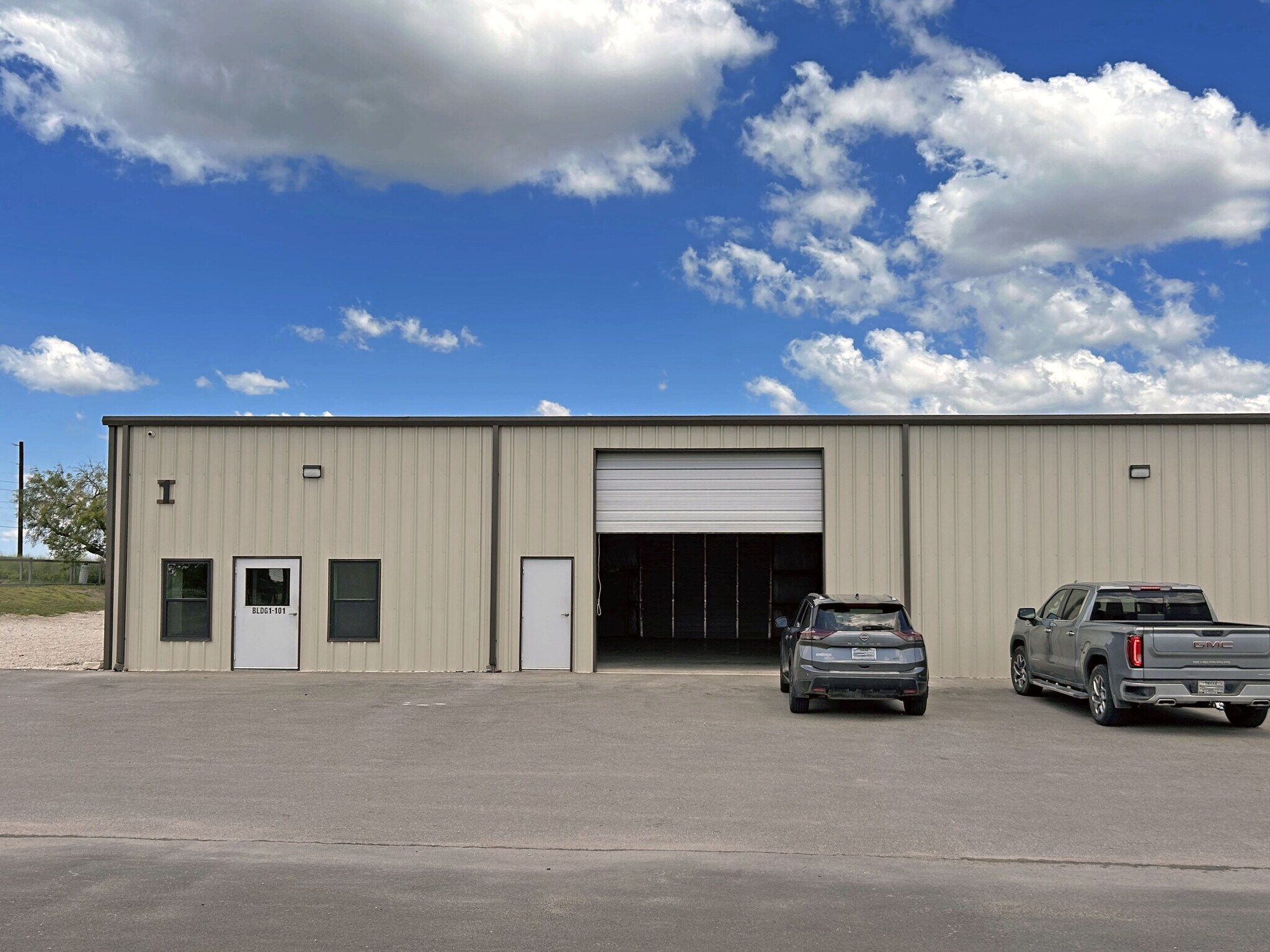 5277 FM 1044, New Braunfels, TX for lease Building Photo- Image 1 of 17