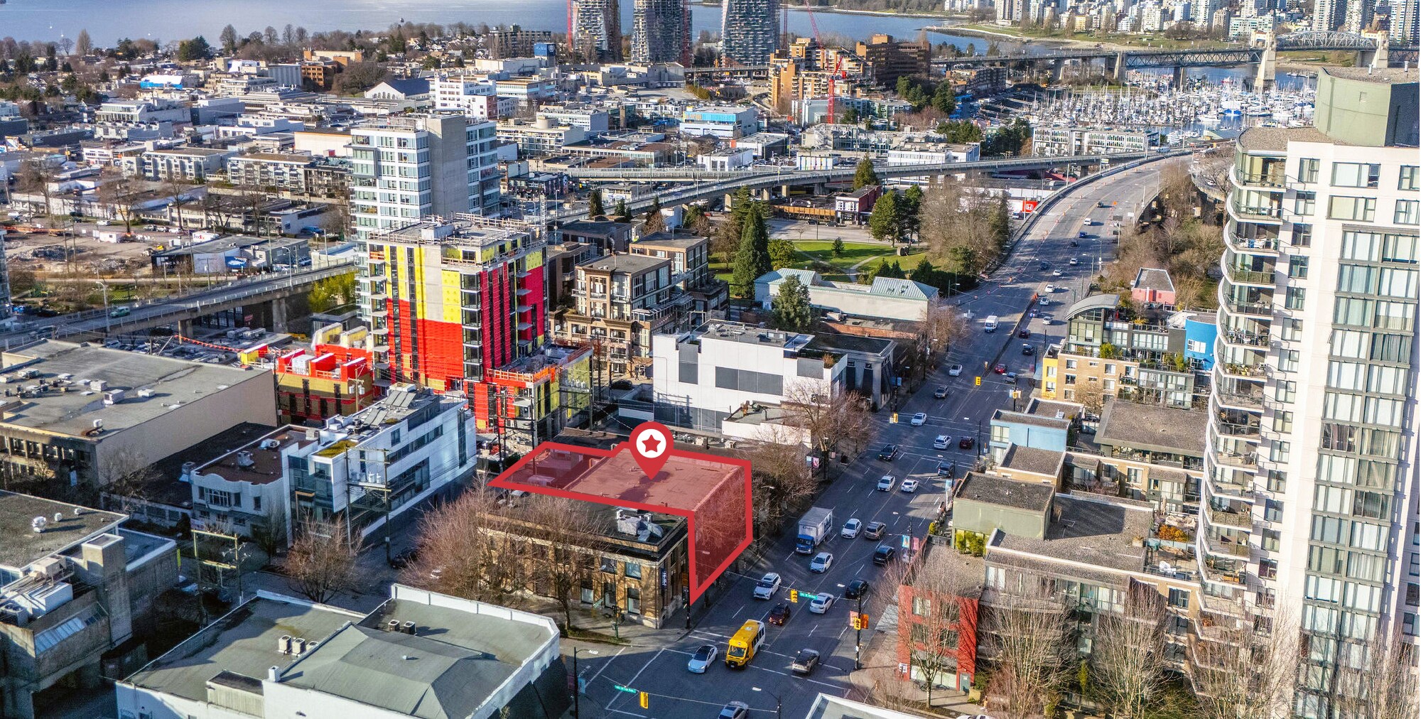 2231-2245 Granville St, Vancouver, BC à vendre Photo du bâtiment- Image 1 de 13