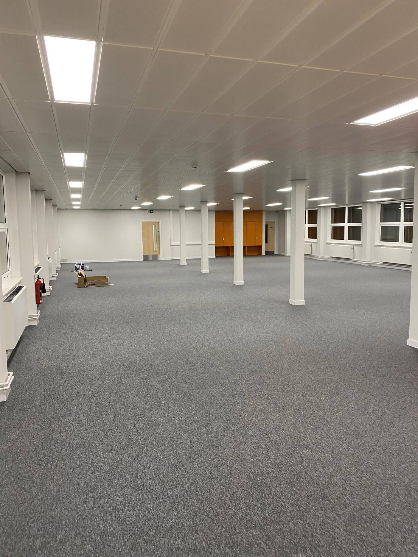 1 Port Causeway, Wirral for lease Interior Photo- Image 1 of 1