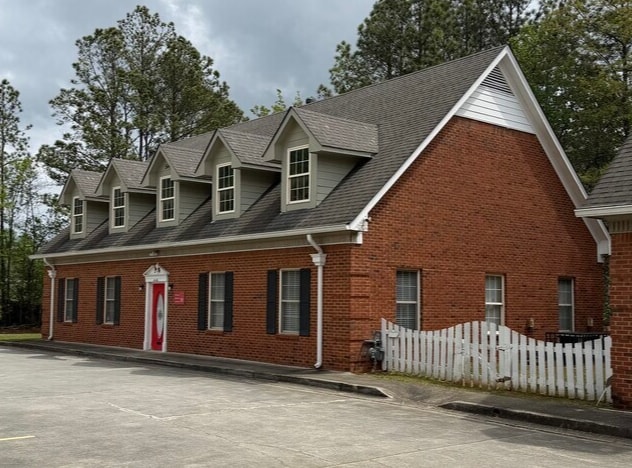 5440 Lilburn Stone Mountain Rd, Stone Mountain, GA for lease Primary Photo- Image 1 of 3
