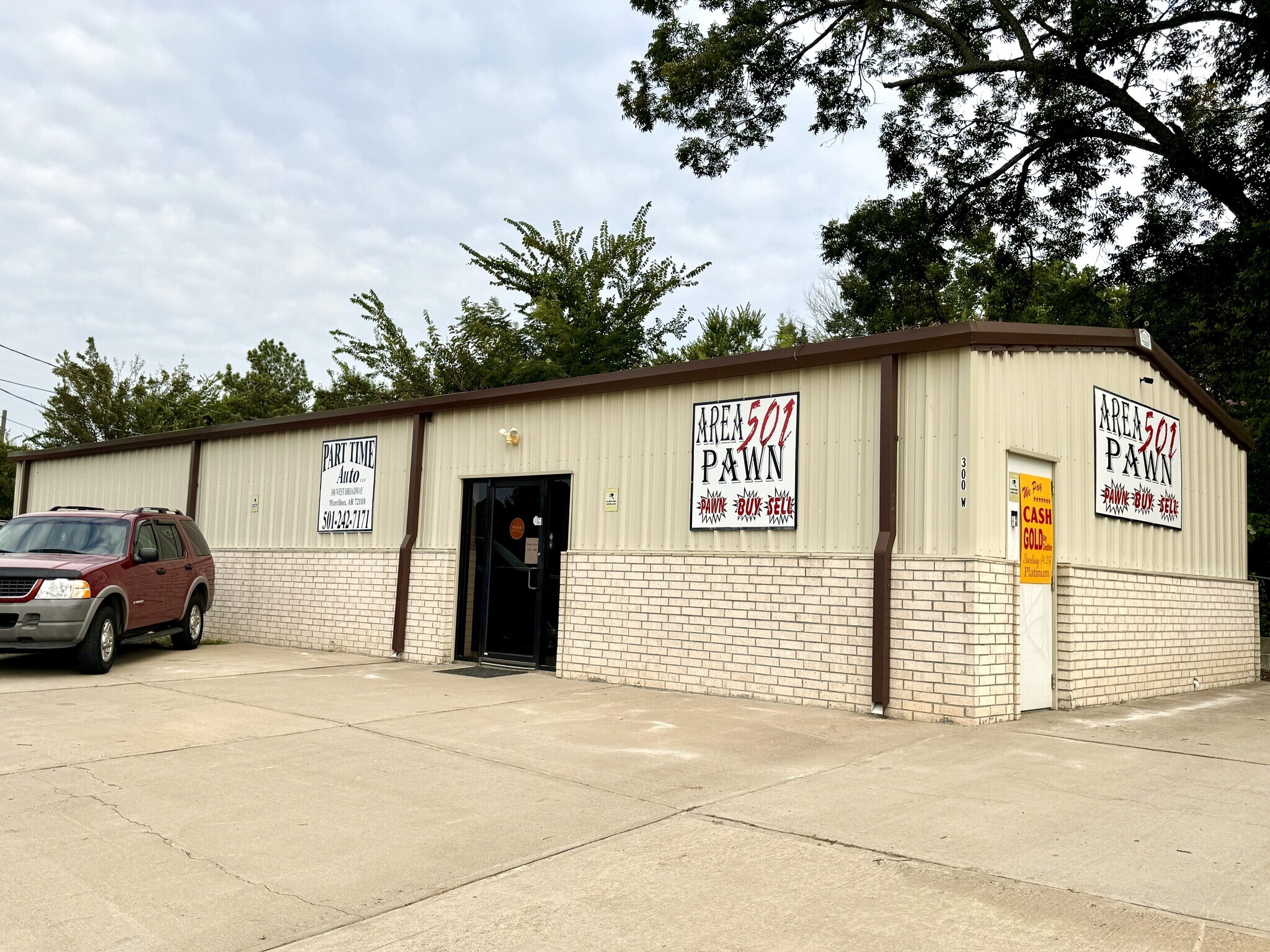 300 W Broadway St, Morrilton, AR for sale Building Photo- Image 1 of 35