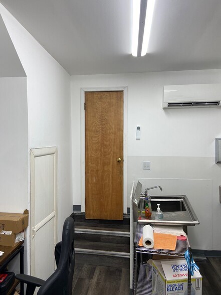 5006 Curtis Ave, Curtis Bay, MD à louer - Photo du bâtiment - Image 2 de 23