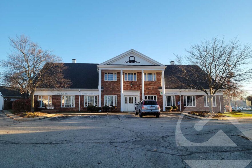 5800 Monroe St, Sylvania, OH à vendre - Photo du bâtiment - Image 1 de 2