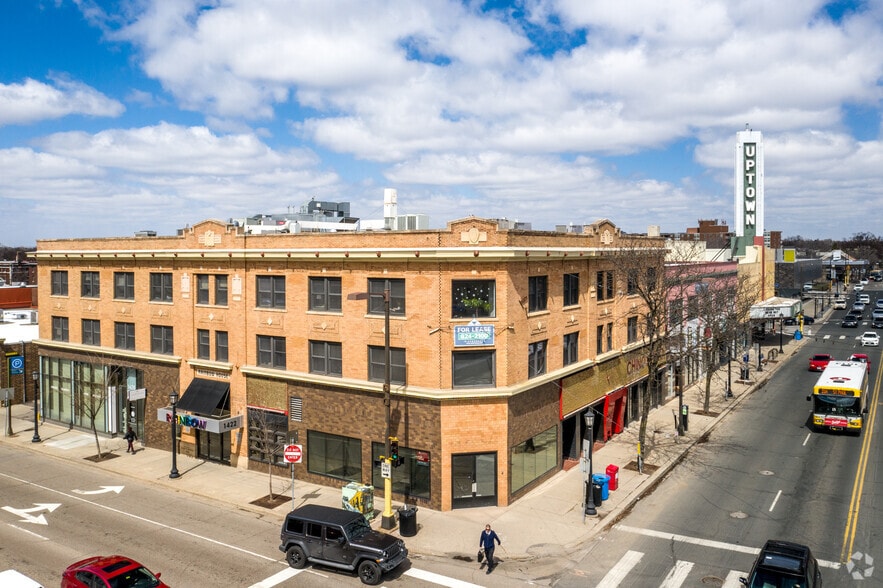 1422 W. Lake St, Minneapolis, MN for lease - Primary Photo - Image 1 of 5