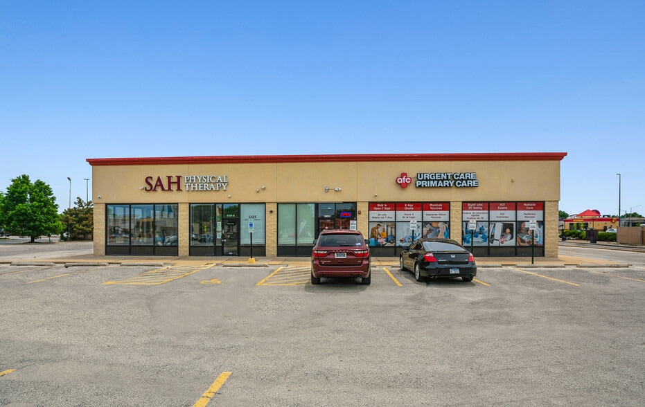 4601-4779 W Cermak Rd, Cicero, IL for lease - Building Photo - Image 3 of 18