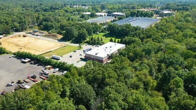 999 Willow Grove St, Hackettstown, NJ à louer - Vidéo sur l’inscription commerciale 