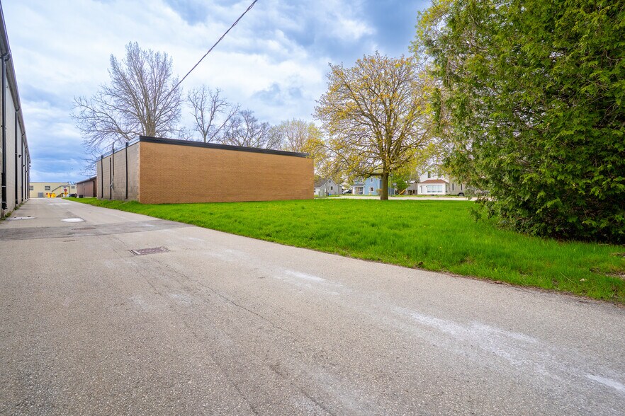 49 Stover St S, Norwich, ON à vendre - Photo du bâtiment - Image 2 de 5