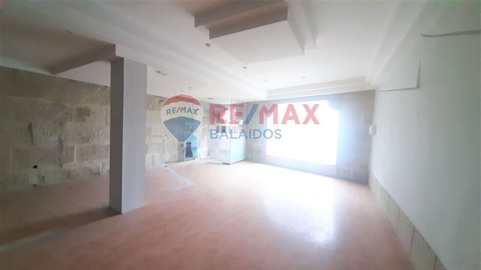 Retail in Vigo, Pontevedra for lease - Interior Photo - Image 1 of 16