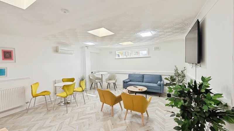 Brunswick St, Leigh for lease Interior Photo- Image 1 of 8