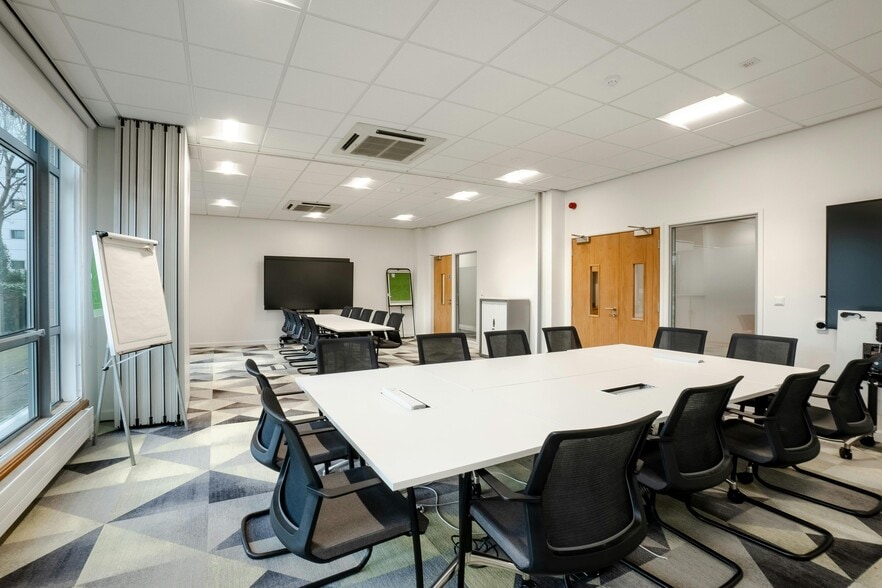 Duncombe St, Leeds for lease - Building Photo - Image 3 of 9