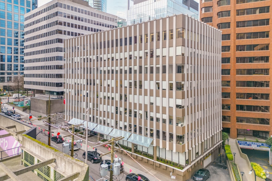 535 Thurlow St, Vancouver, BC for lease - Primary Photo - Image 1 of 11