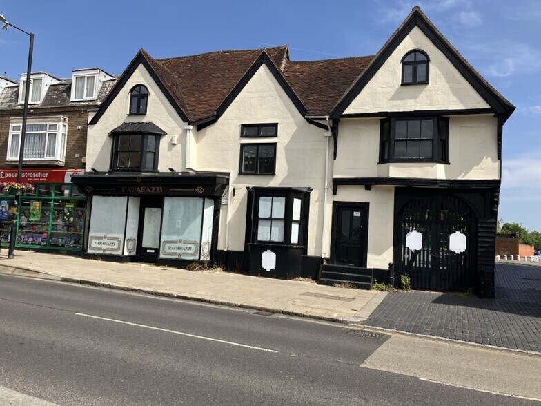 69-71 High St, Maldon à louer - Photo principale - Image 1 de 1