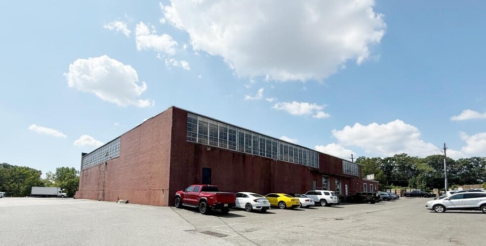 150 N Midland Ave, Saddle Brook, NJ for sale - Building Photo - Image 1 of 8