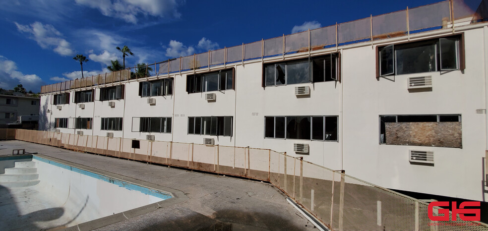 7070 Franklin Ave, Los Angeles, CA for sale - Building Photo - Image 1 of 1