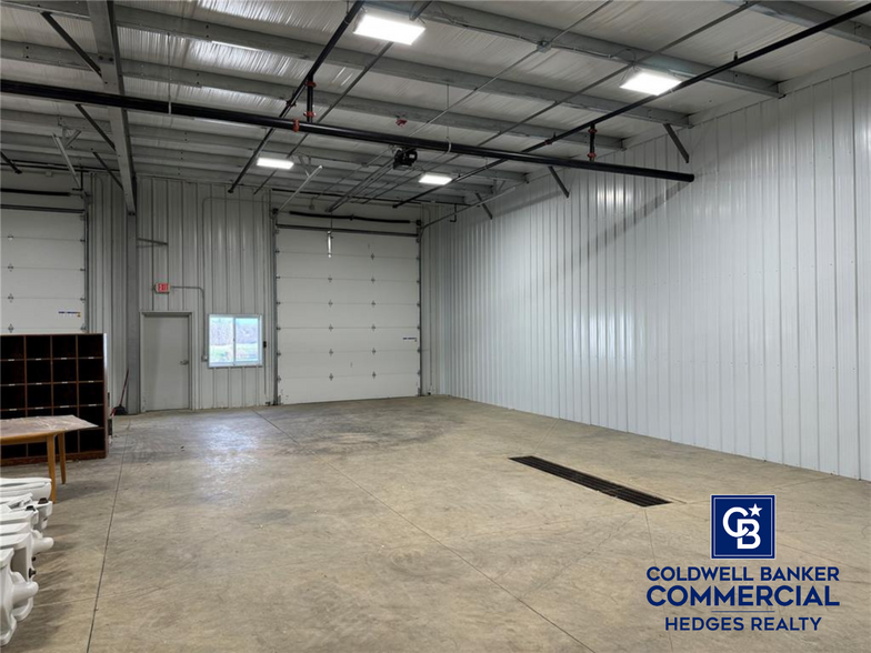 326 44th St, Marion, IA for lease - Building Photo - Image 3 of 4