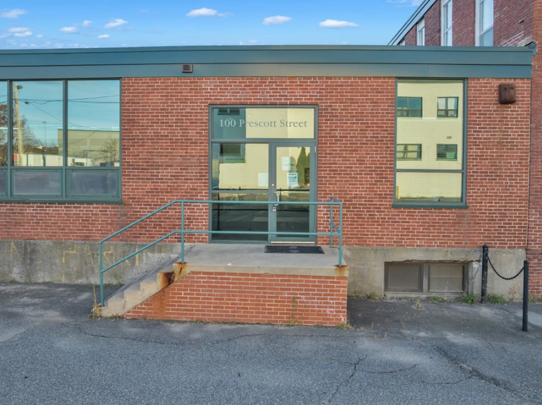 100 Prescott St, Worcester, MA à louer - Photo du bâtiment - Image 3 de 13