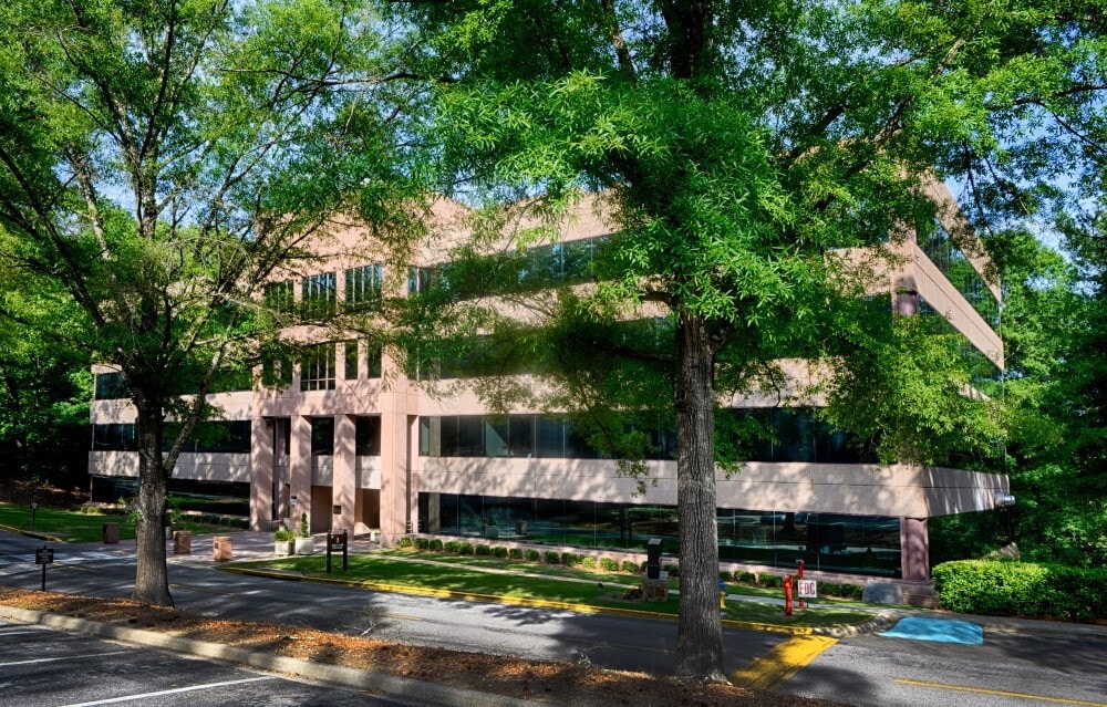 1900 International Park Dr, Birmingham, AL for lease Primary Photo- Image 1 of 2