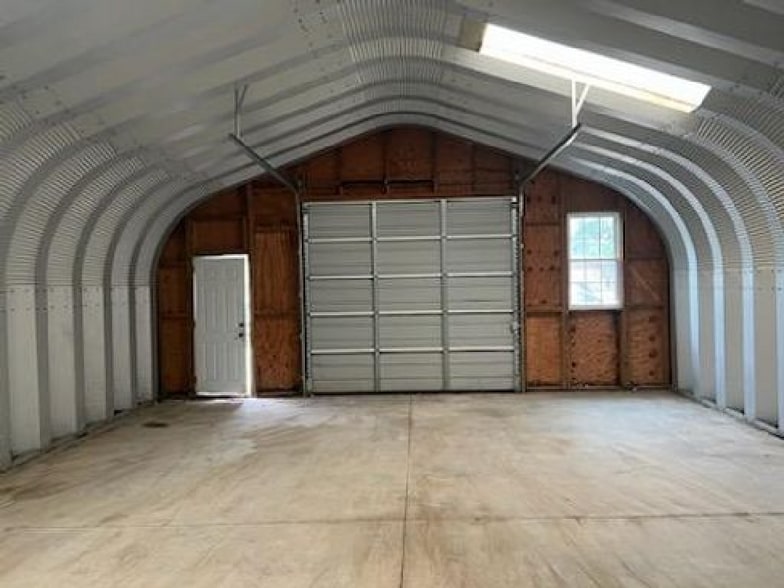 414 Joslen Blvd, Hudson, NY for lease - Building Photo - Image 2 of 3